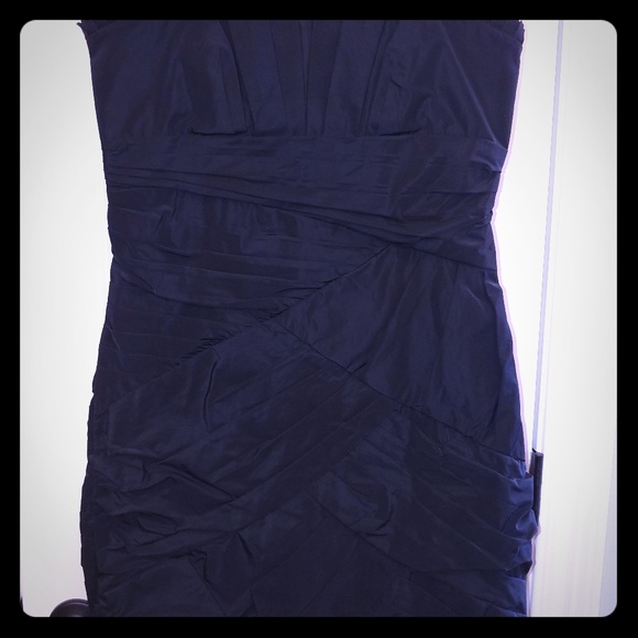 Dress - Picture 1 of 2